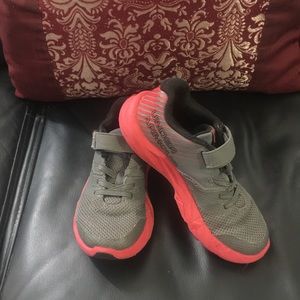 Boys under armour shoes 12k